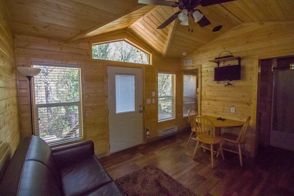 Lake Of The Springs Camping Resort Cottage 3 Oregon House 部屋 写真